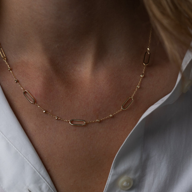 9 carat gold paperclip necklace